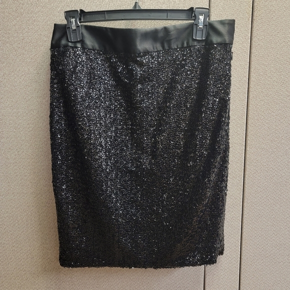 Express Black Sequin Pencil Skirt - Picture 4 of 4
